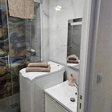 Immostrasbourg - Orangerie - Hebergements Classes Proche Centre Et Conseil D'europe Apartman *