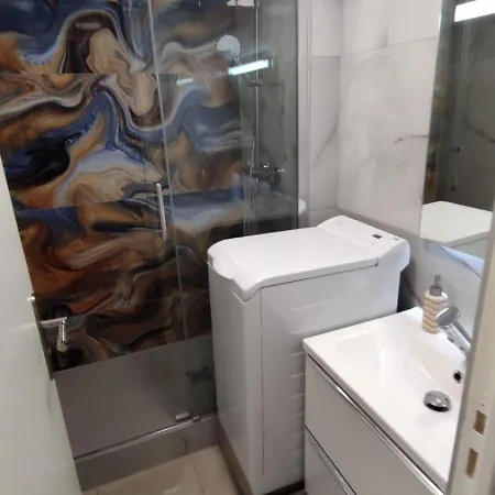 Immostrasbourg - Orangerie - Hebergements Classes Proche Centre Et Conseil D'europe Apartman *